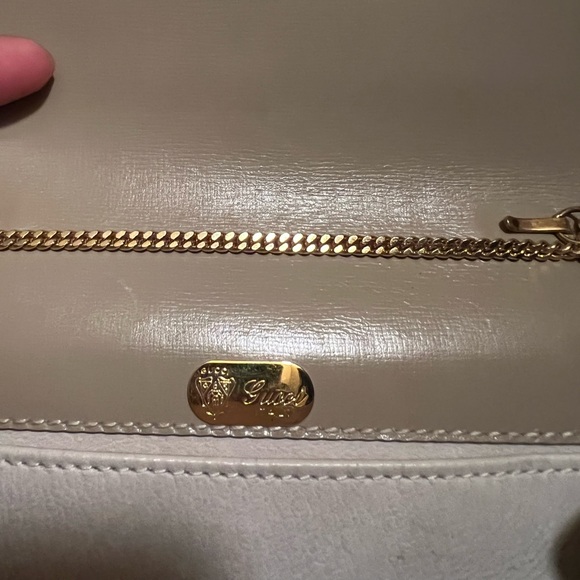 It is a small barely used Gucci shoulder bag is says on the inside Gucci Italy - Picture 2 of 4